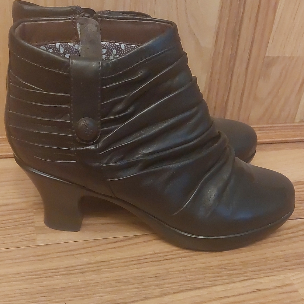 Dansko Leather Ankle Boots